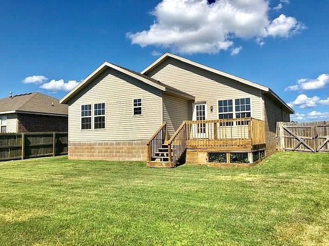 2nd image of 665 Olivia Ln