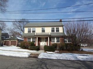 70 Walnut St, Milton, MA 02186