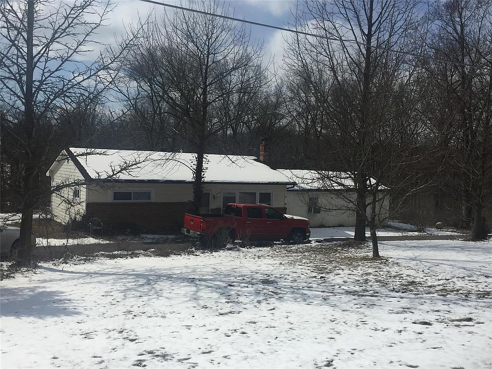 2nd image of 2360 Circle Dr