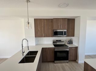 33 Merganser Dr W #303, Chestermere, AB T1X 2S3