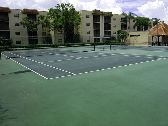5th image of 10401 W Broward Blvd APT 201