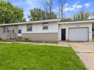 430 Paul St, Elko New Market, MN 55054