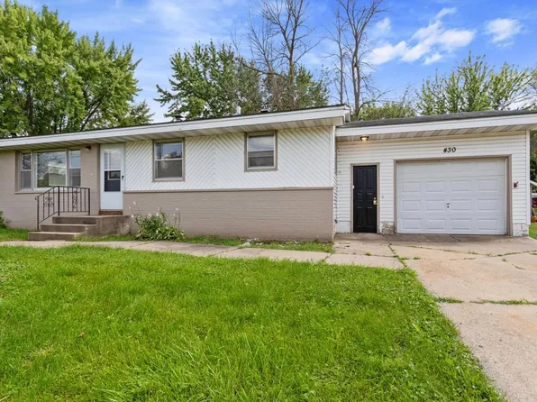 430 Paul St, Elko New Market, MN 55054