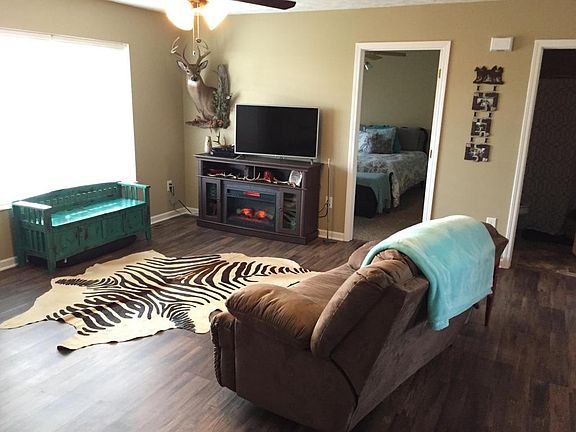 3rd image of 4579 Winslow Dr