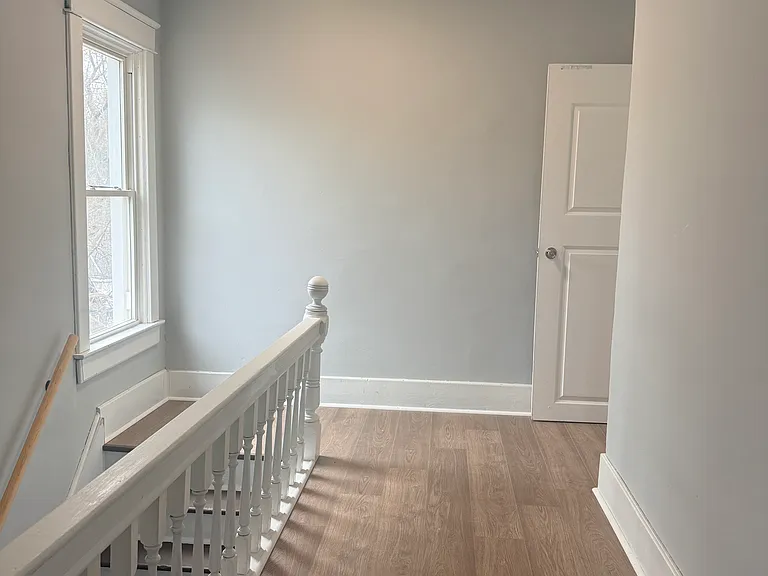49 Elizabeth St #2 — Photo 6
