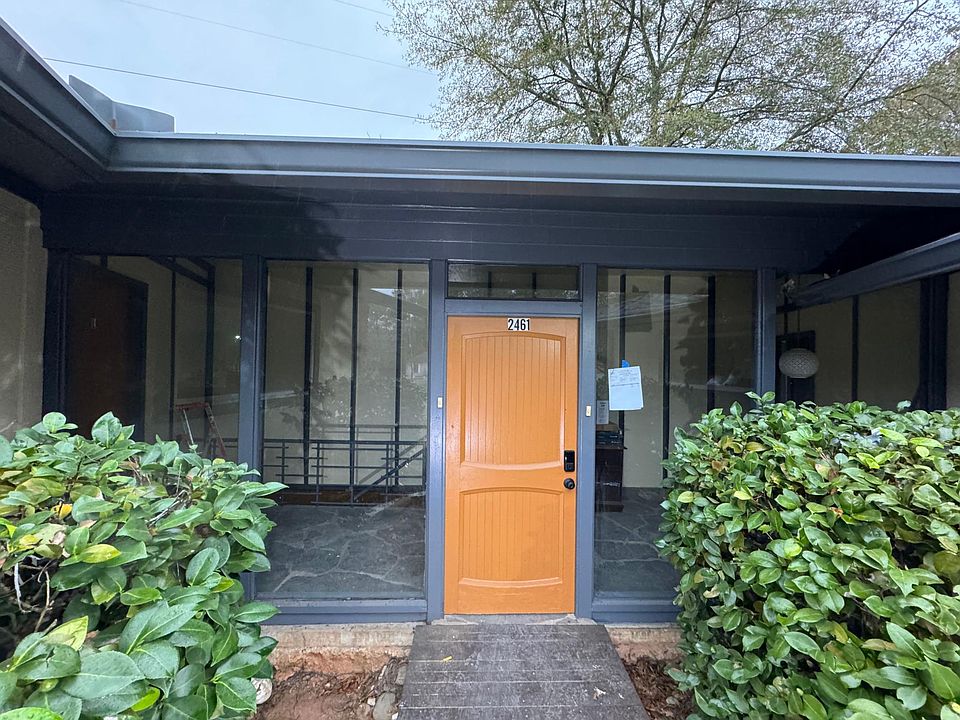 2461 McAlpin Terr