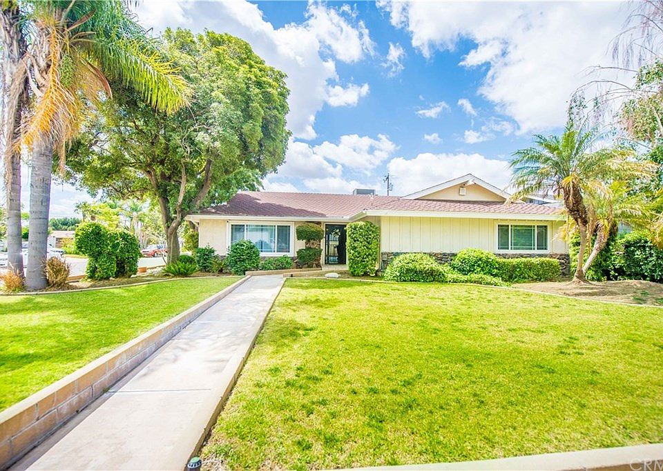 1st image of 17191 Manzanita Dr