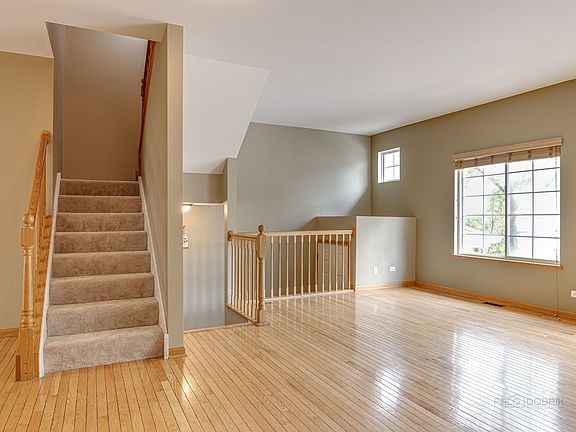 Living Room, Stairs to Upper Level