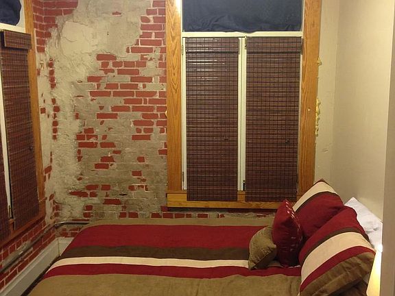 3rd image of 202 E San Antonio St APT 127