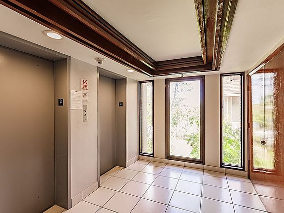 3rd image of 671 NE 195th St APT 327E