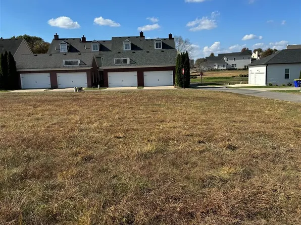 5-99 Olde Stone Way, Bowling Green, KY 42103