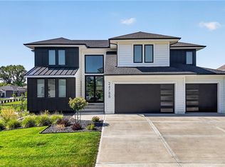 24788 W 90th St, Lenexa, KS 66227