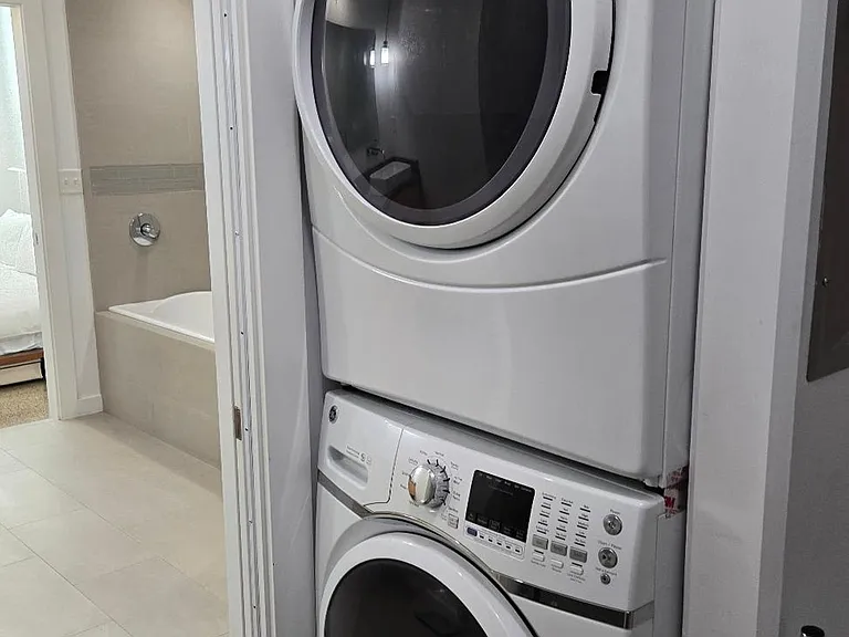Washer/Dryer