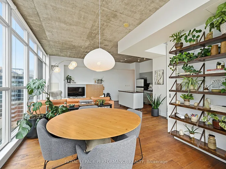 179 George St #PH 2 — Photo 17