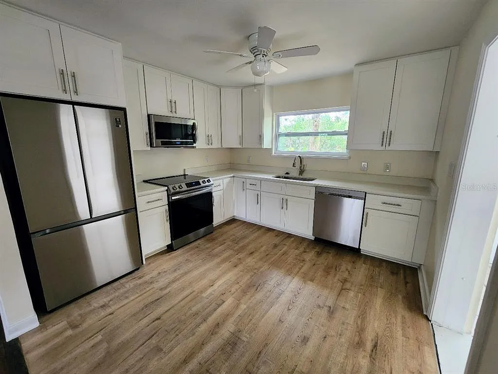 2 bed, 1.0 bath, 780 sqft, $1,800 — Photo 3