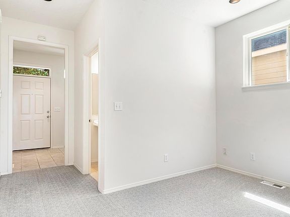 4th image of 491 NE 61st Way