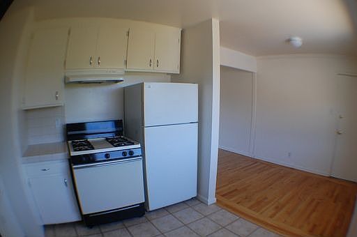 2nd image of 4139 Bayo St APT C