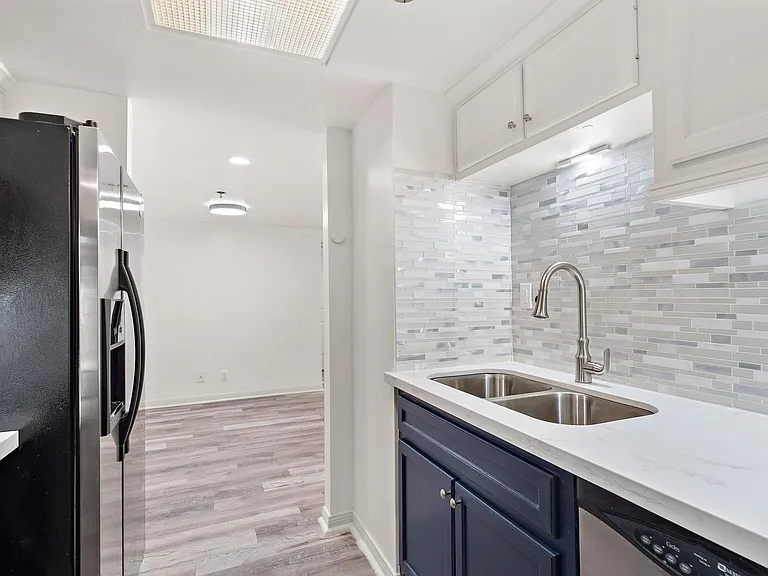 3525 Sage Rd #613 — Photo 10