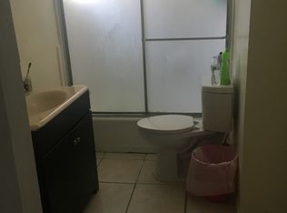 2246 Cowlin Ave, Commerce, CA 90040