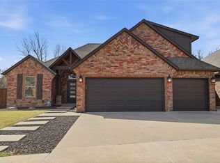 11860 SW 26th Ter, Yukon, OK 73099