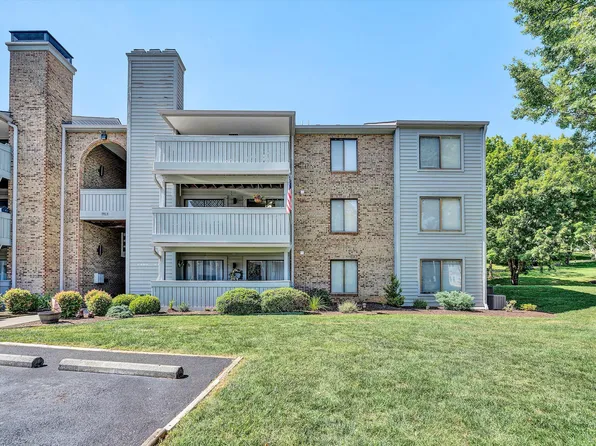 2406 Wood Gate Ln, Salem, VA 24153