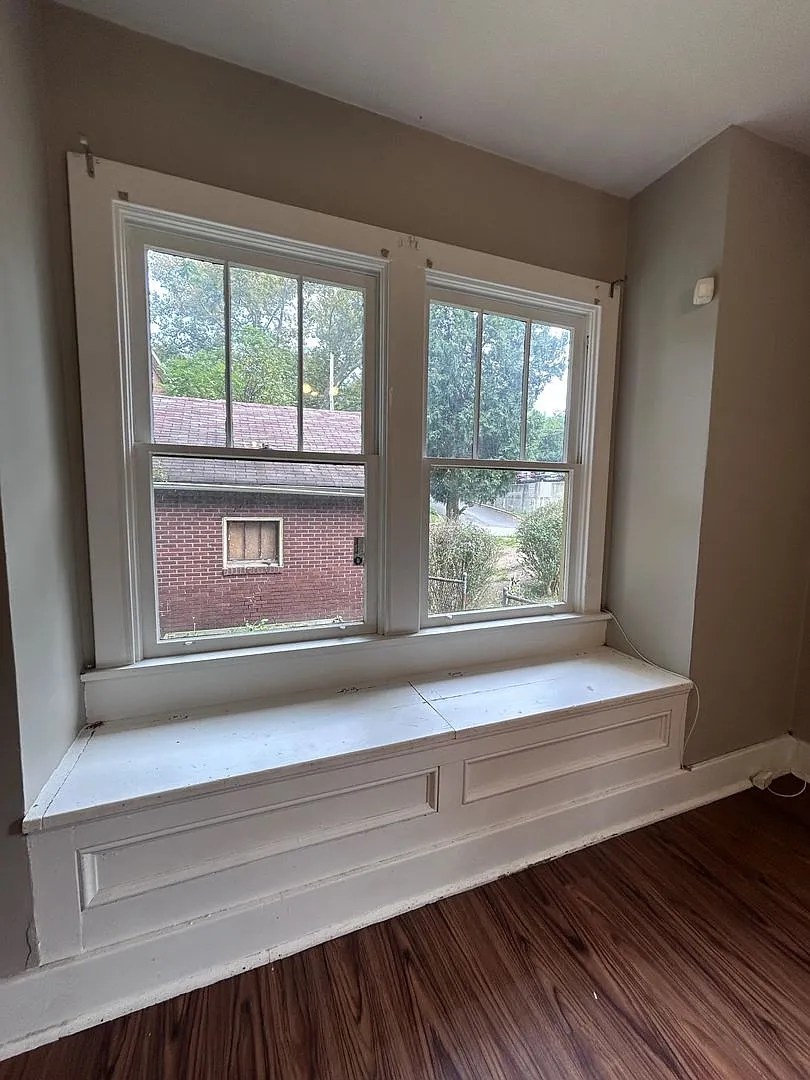 Spacious 3 Bed 1.5 Bath Single Family Home | Perry South — Photo 4