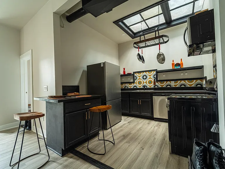 240 Washington Ave #2 — Photo 12