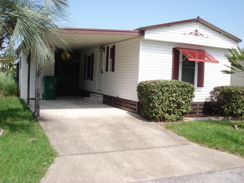 1st image of 1009 Oak Leaf Ln