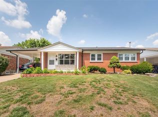 4519 Wigwam Dr, Saint Louis, MO 63123