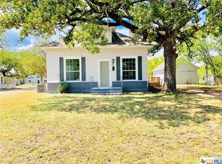 512 S 14th St, Gatesville, TX 76528