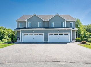 77 Riverside Dr #77, Lakeville, MA 02347