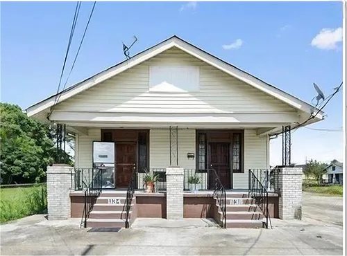 1136 Brooklyn St Photo 1