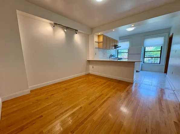 49 Dwight St #3, Boston, MA 02118