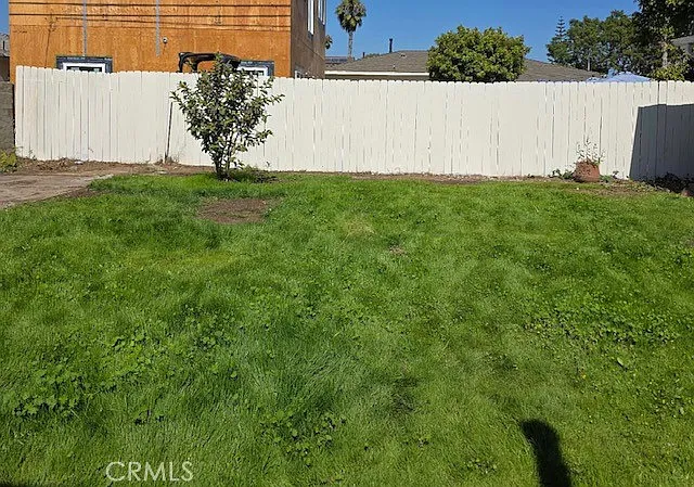 8432 Barnsley Ave — Photo 12