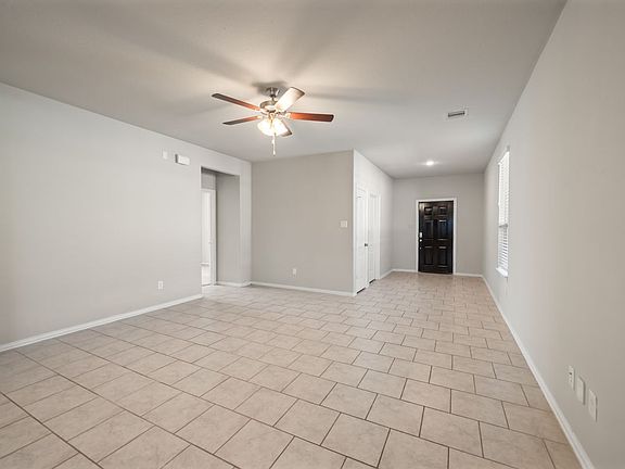 3rd image of 8007 Grandstand Pkwy