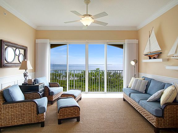 2nd image of 25 Harbour Isle Dr Drive #Ph02