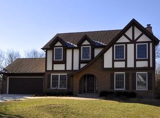 2025 Keim Dr, Naperville, IL 60565