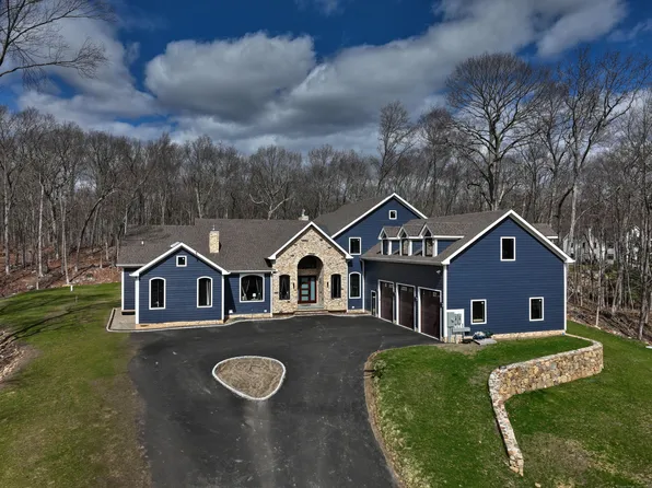 15 Tatetuck Trail, Easton, CT 06612