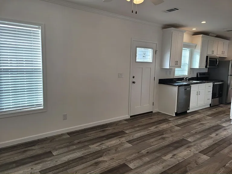 5552 Annette St #53 — Photo 9