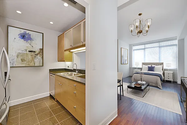 Sold by Vandenberg | media 32