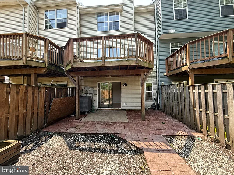 508 Providence St #508 — Photo 32
