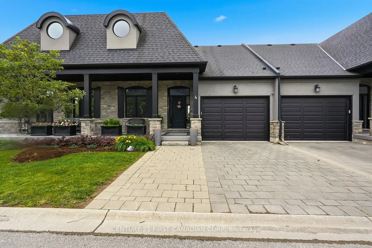 4 bed, $3,000 — Photo 1