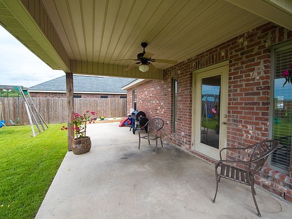 4th image of 208 Beaconwood Dr