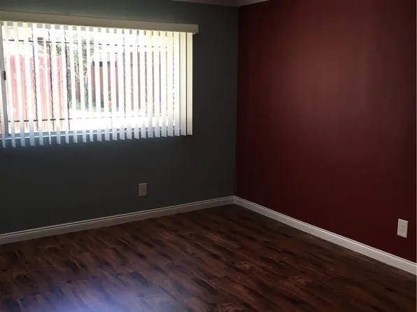 805 Industrial Ave APT 8, Inglewood, CA 90302