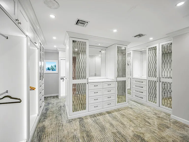 709 Idlewyld Dr — Photo 46