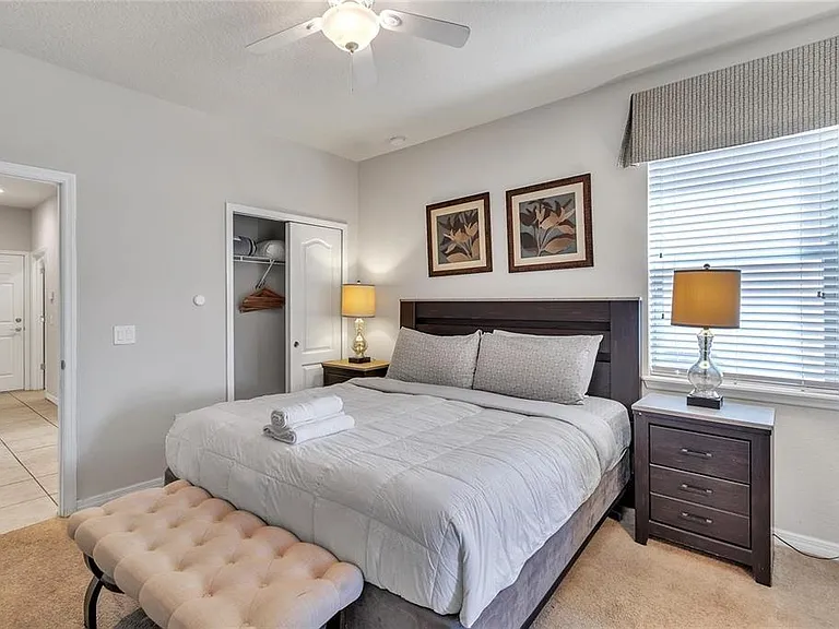 8916 Rhodes St — Photo 17
