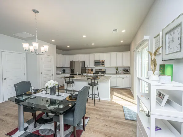 2114 Longhorn Ln, Summerville, SC 29485