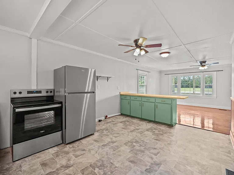 1230 Burgaw Hwy — Photo 4