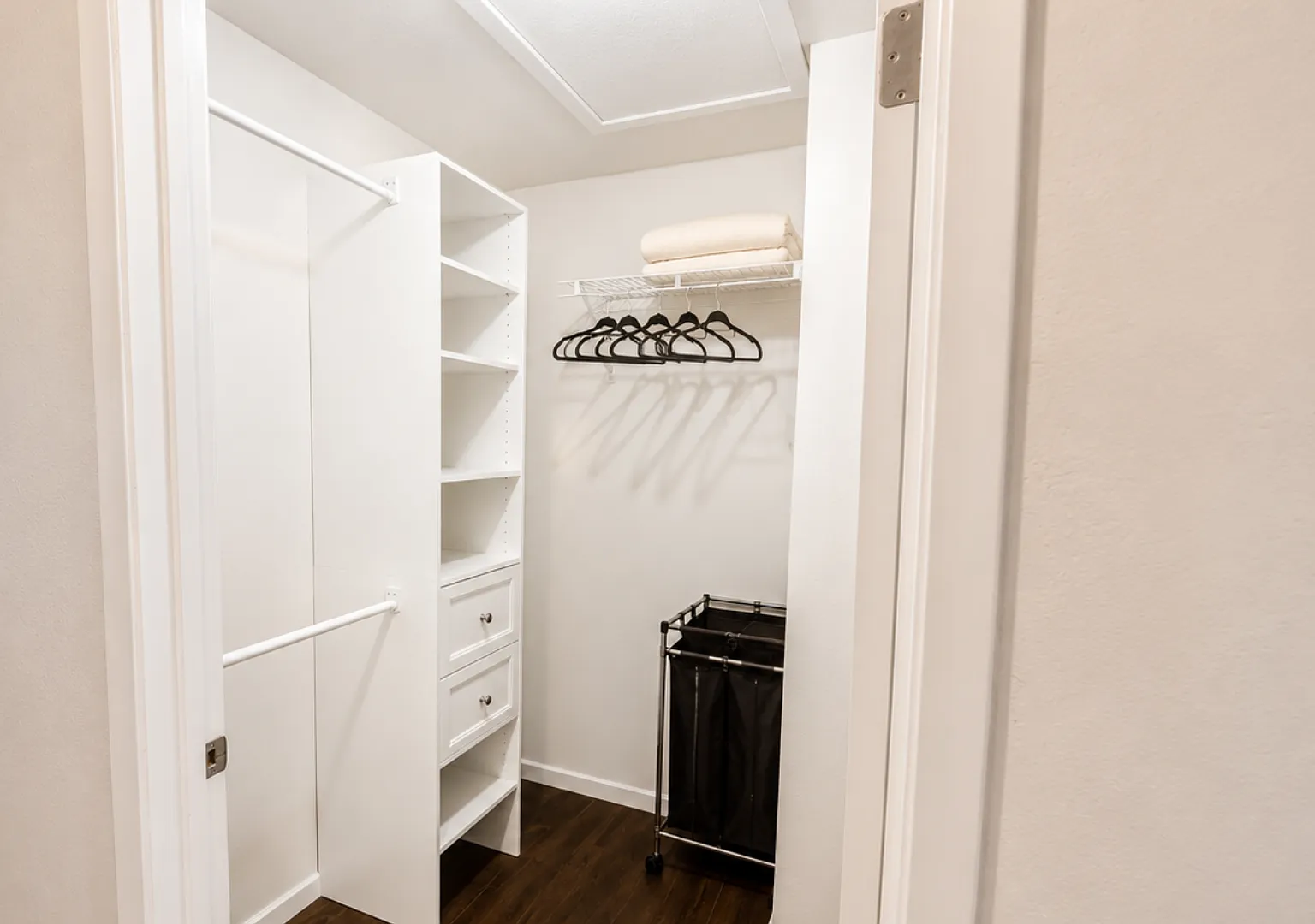 3 bed, 1200 sqft, $1,100 — Photo 3