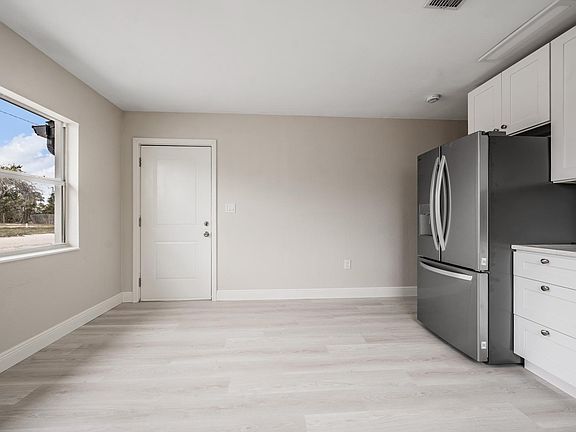 5th image of 14040 Miramar Ave #B